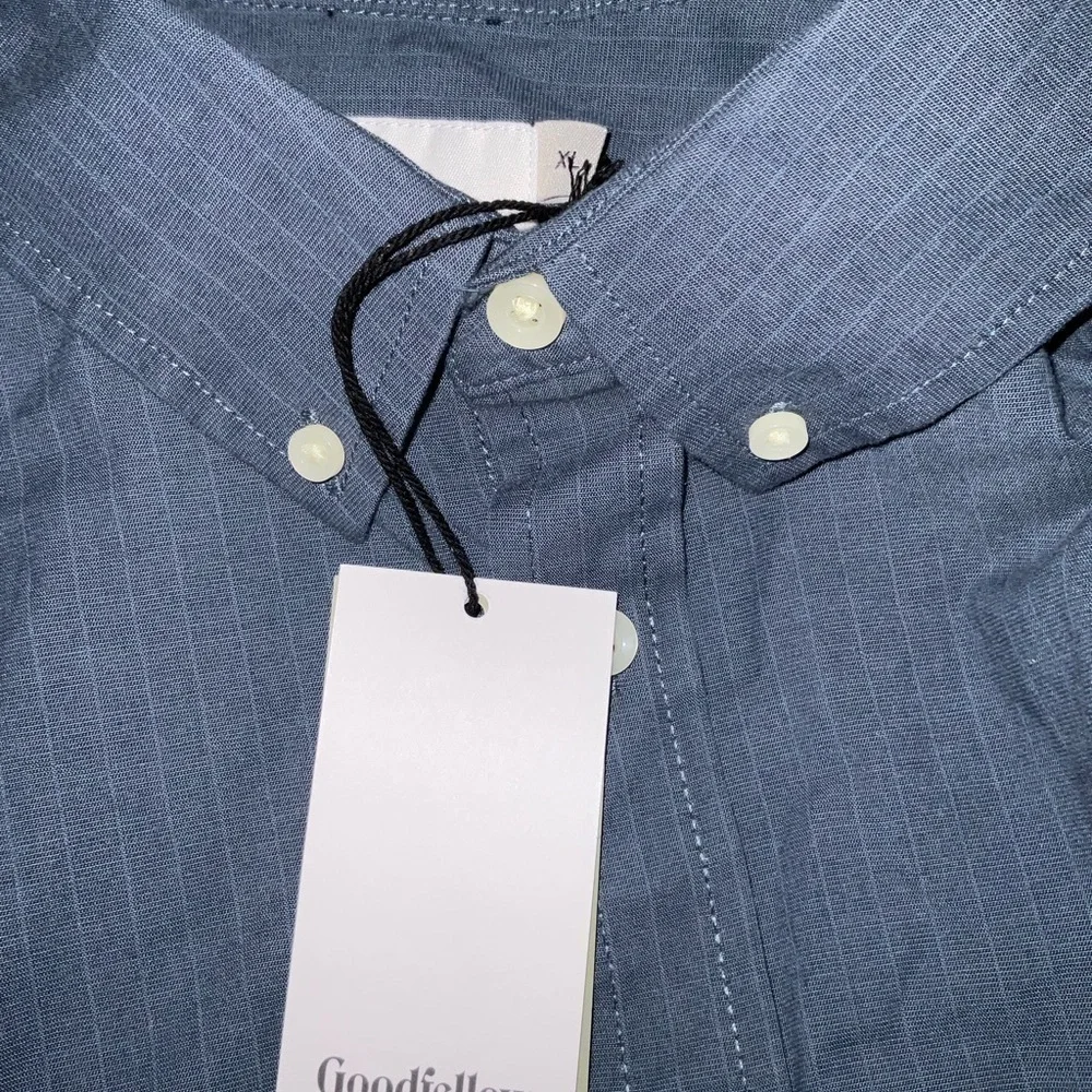 Men’s new size XL blue shirt sleeve button front shirt NWT GoofFellow & CO - Picture 4 of 5
